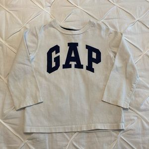 Boy’s GAP logo tee (long sleeve)